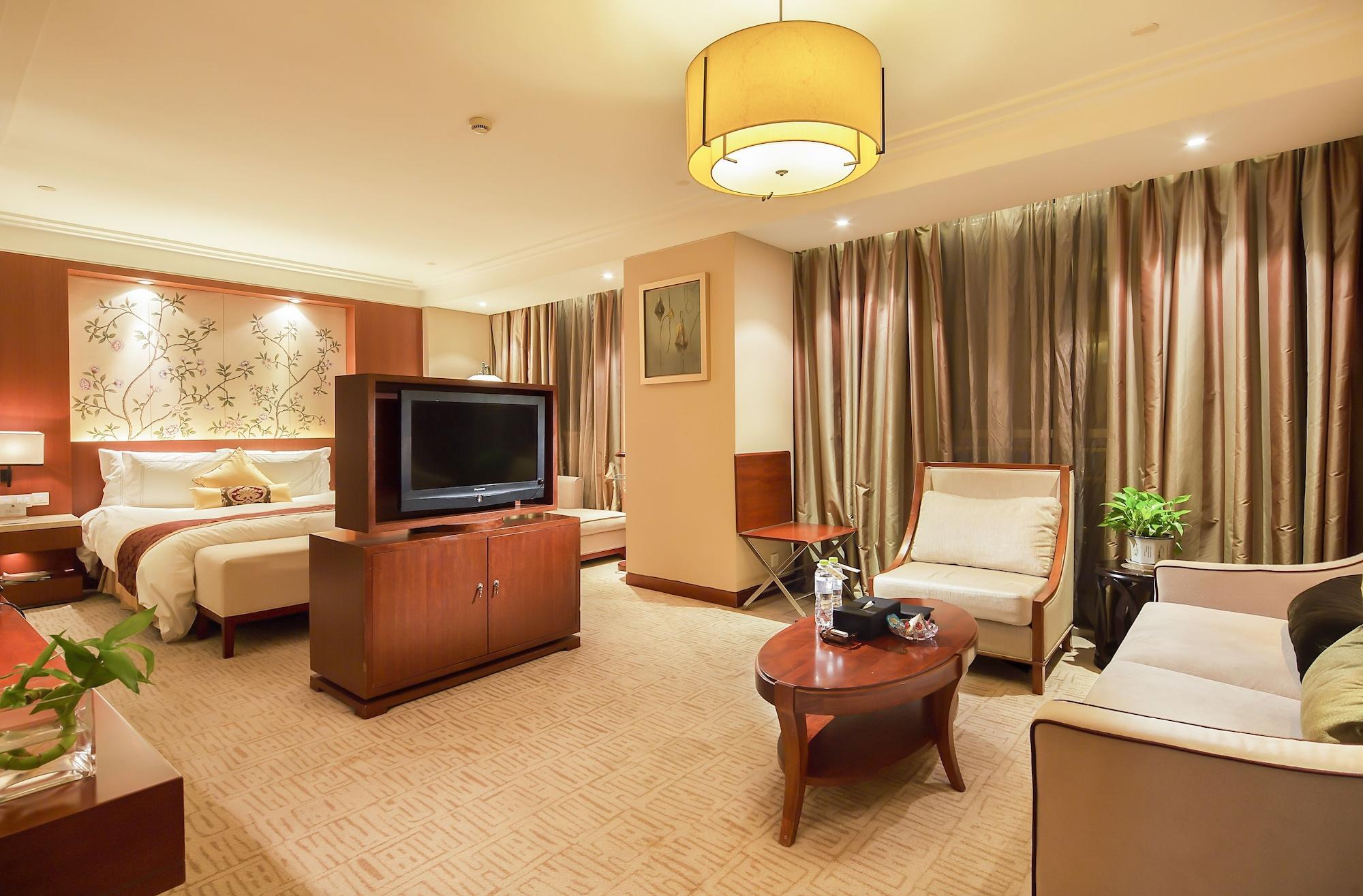 Landison Plaza International Hotel Zhenjiang  Exterior foto