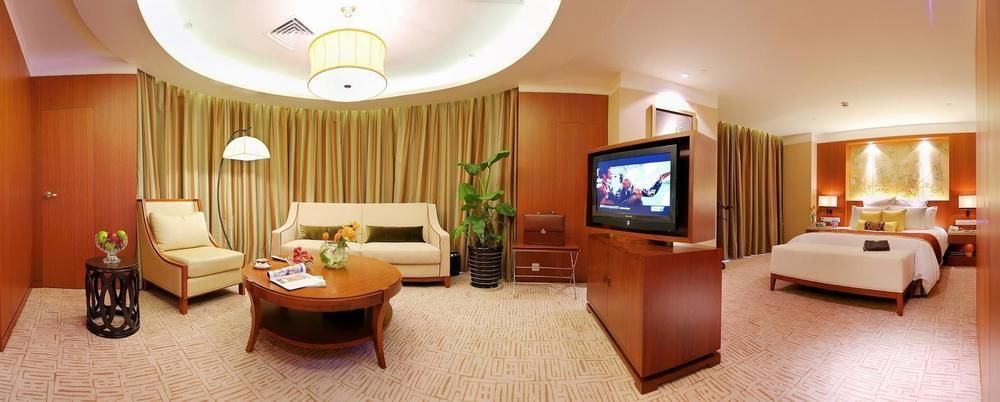 Landison Plaza International Hotel Zhenjiang  Exterior foto
